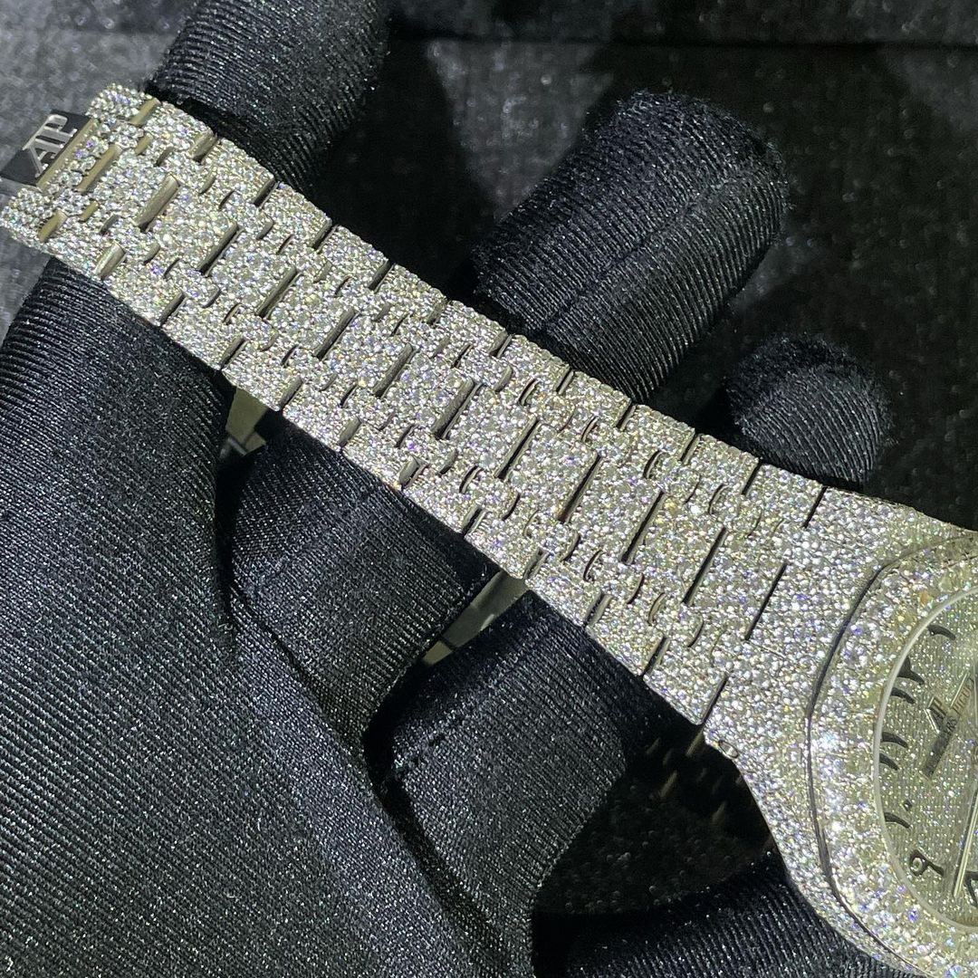 Audemars Piguet Royal Oak VVS Moissanite Diamond Iced Out Watch