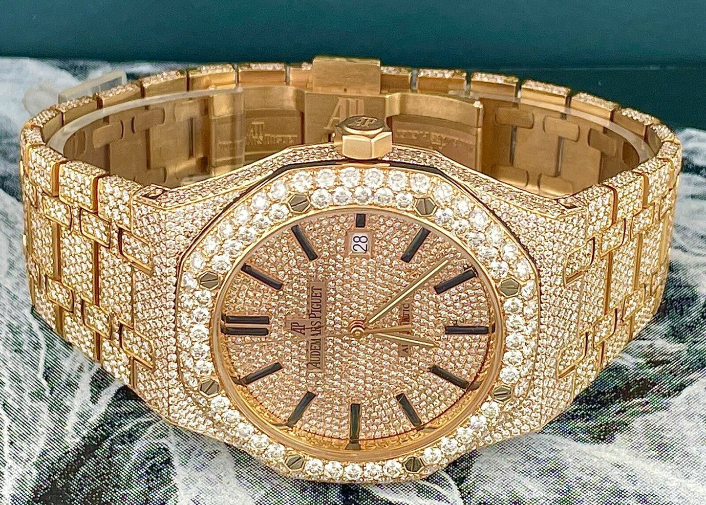 Audemars Piguet Royal Oak VVS Moissanite Diamond Iced Out Watch