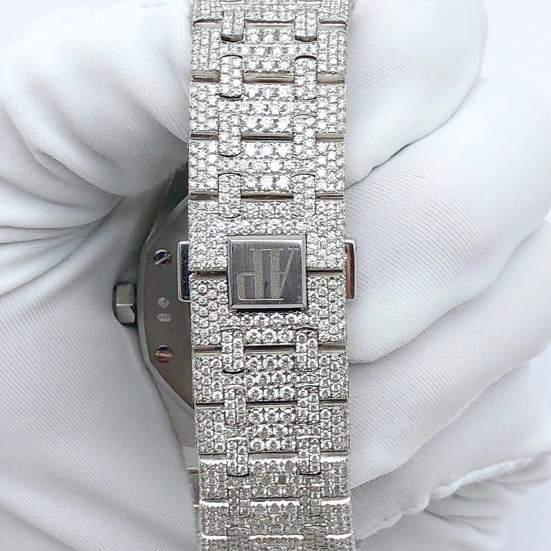 Audemars Piguet Royal Oak VVS Moissanite Diamond Iced Out Watch