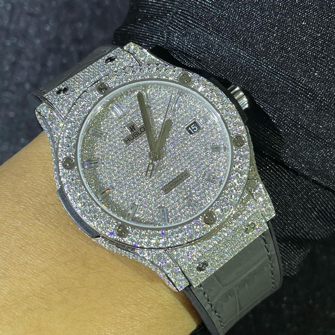 Hublot Big Bang VVS Moissanite Diamond Iced Out Watch