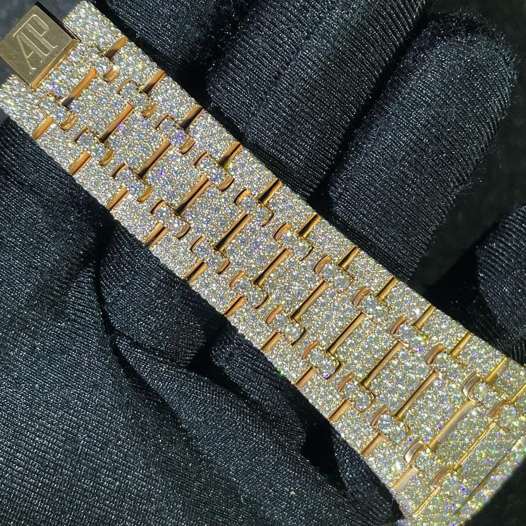 Audemars Piguet Royal Oak VVS Moissanite Diamond Iced Out Watch